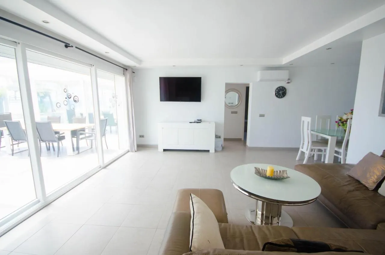 Villa De La Popa Estepona 0*,