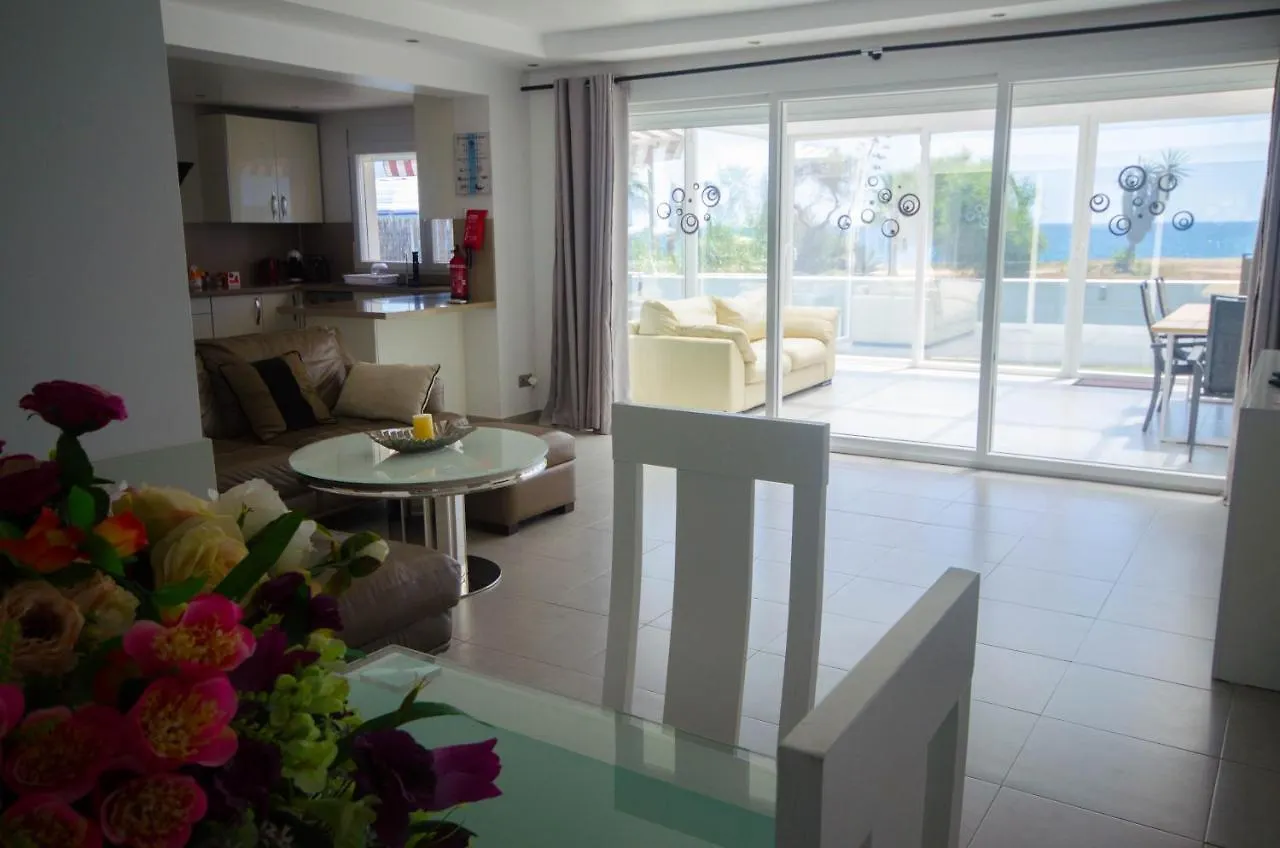 Villa De La Popa Estepona